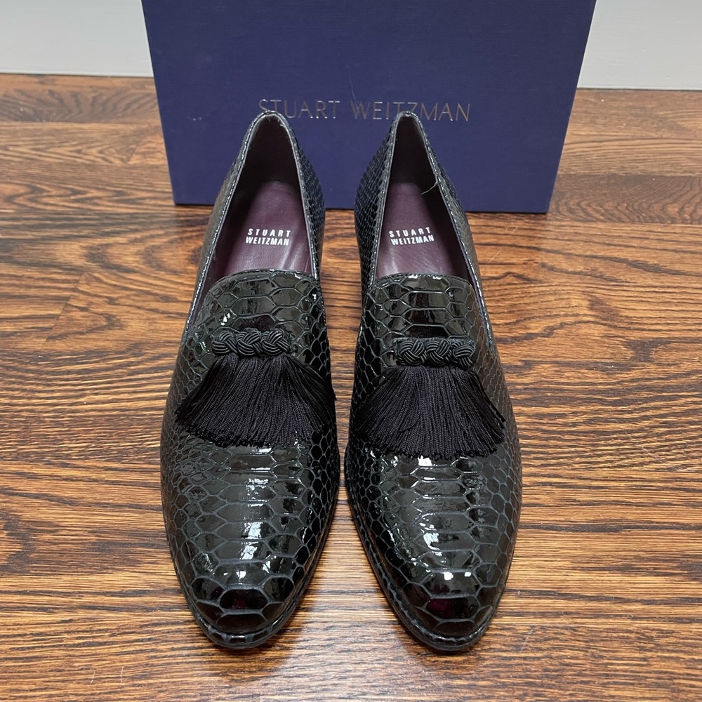 Brand-new Stuart Weitzman Razmataz loafers size 9